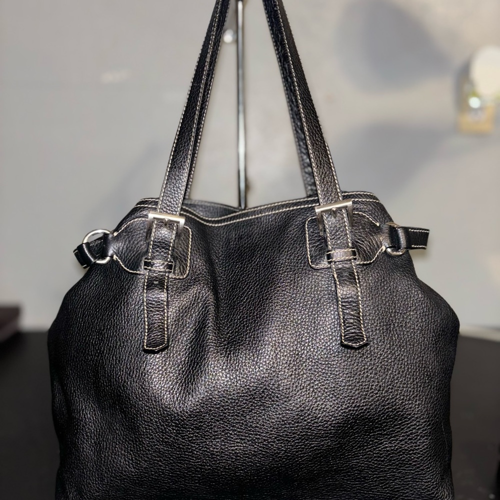 Prada Vitello Daino Black Shoulder Bag with Silver Hardware - Picture 2 of 8